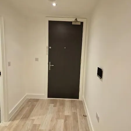 Modern-New Build Apartment In Birmingham Exterior photo