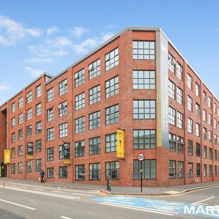 Modern-New Build Apartment In Birmingham Exterior photo